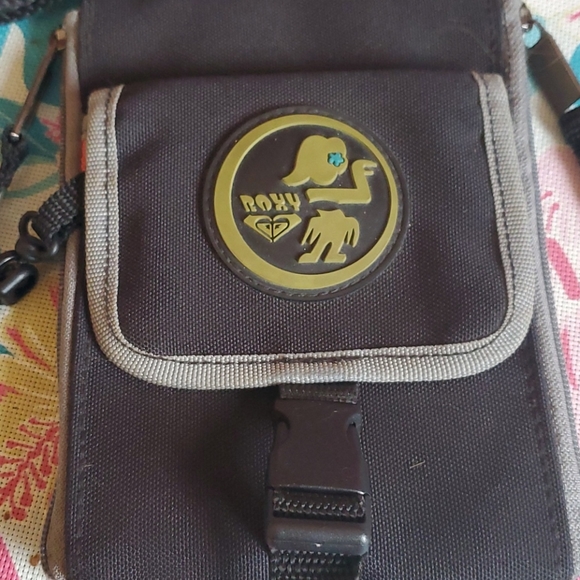 Vintage Roxy Mini Purse - Picture 2 of 13